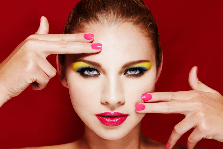 5d056 iStock 528489056 1 - Get Spring’s Colourful Eye Look With These Vivid Eyeliners