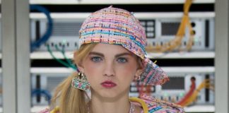 Spring 2017’s Ponytail Is A Funky Twist On This Classic Hairstyle