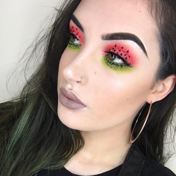 83bf9 WATERMELON MAKEUP 1 1 - The Newest Makeup Trend Is… Watermelon Eyes