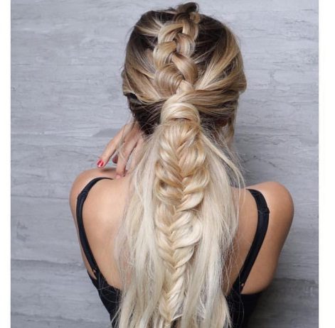 3 New Spins On The Classic Preppy Ponytail