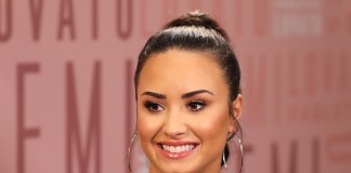 Demi Lovato Visiting Fabletics at Del Amo Fashion Center in Torrance